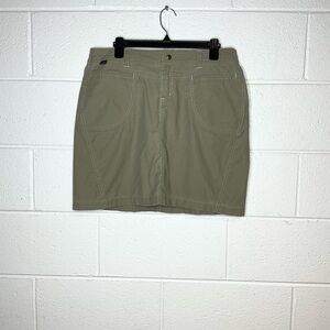 < Kuhl Women's Utility Skirt in Olive Green >
